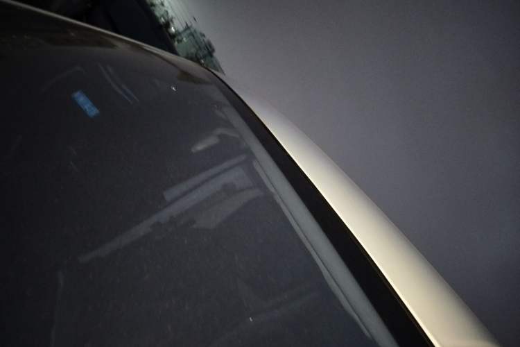 Used Chana Ruixing EM60 2025 Passenger Version Comfort Edition 6 Seats 300 km Range Side-Hinged Doors
