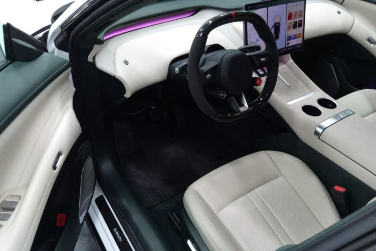 Used Xiaomi Auto YU7 2025 Ultra-Long Range High-Performance All-Wheel-Drive Max Edition
