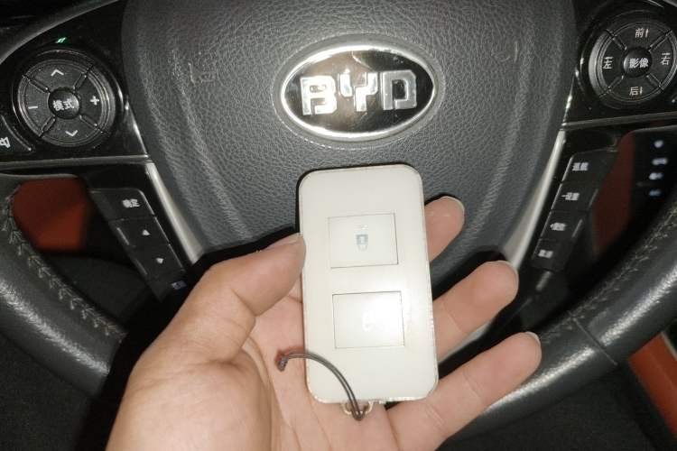 Used BYD G5 2014 1.5TID Automatic Flagship Model