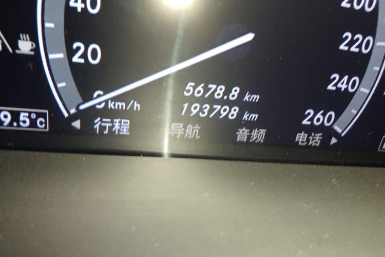 Used Mercedes-Benz S-Class 2012 S 300 L Prestige Grand Edition Odometer Close Up