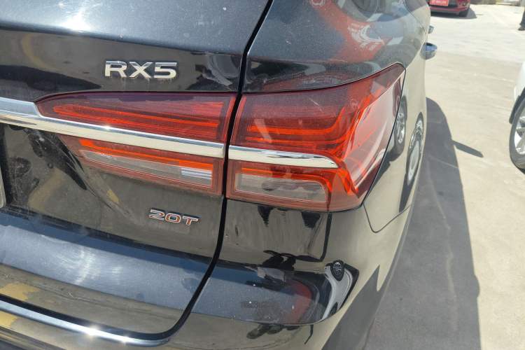 Used Roewe RX5 2020 20T Automatic 4G Connect Superior Flagship Edition Right Rear Taillight