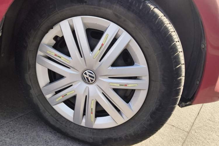 Used Volkswagen Polo 2016 1.4L Manual Fashion Model
