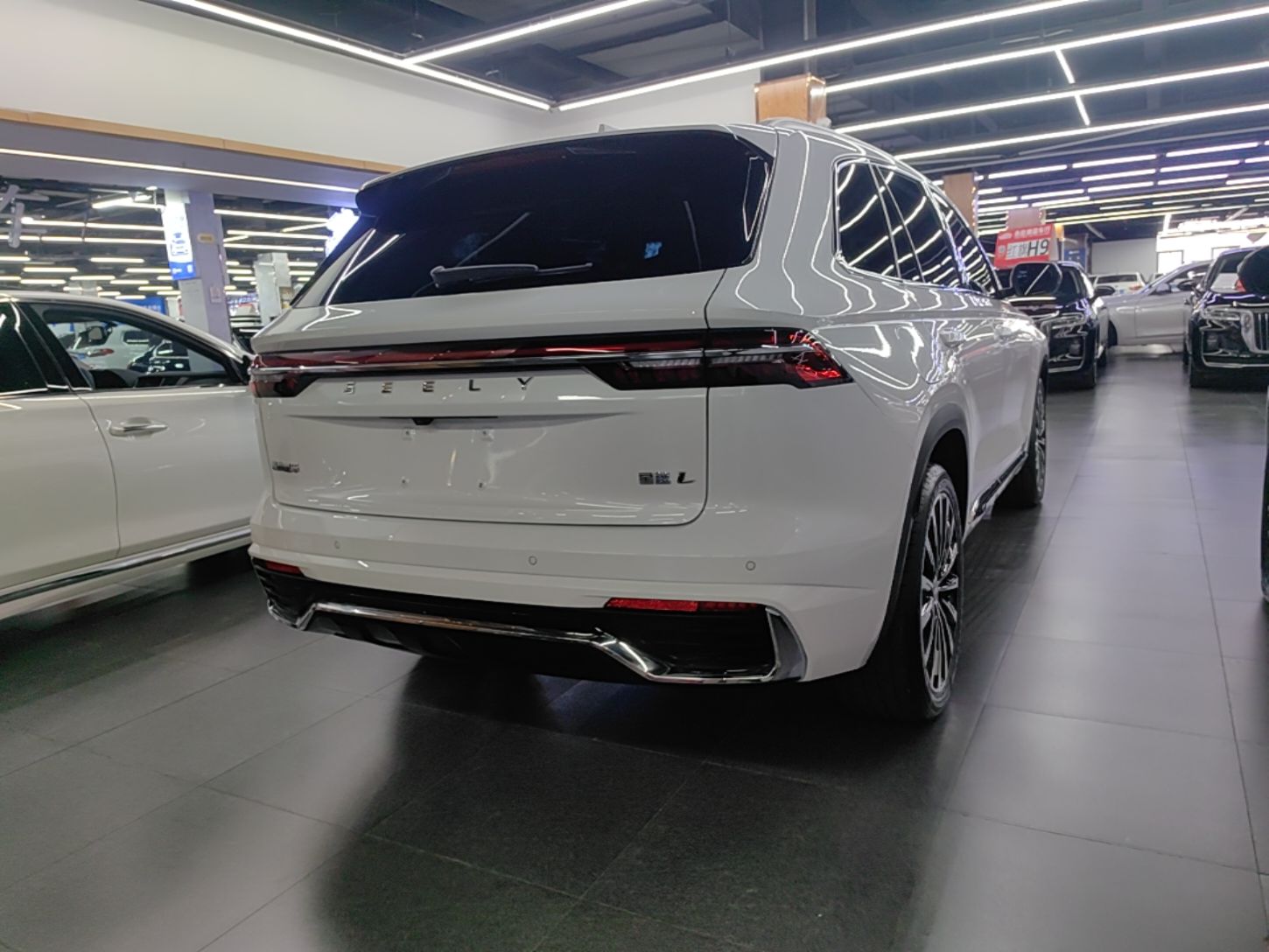 Geely Auto Monjaro L 2025 Dongfang Yao 2.0TD Automatic Lanxing Edition — снимка 6
