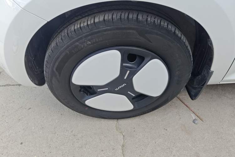 Used CHANGAN NEVO Lumin 2023 301km Honey Dew Edition
