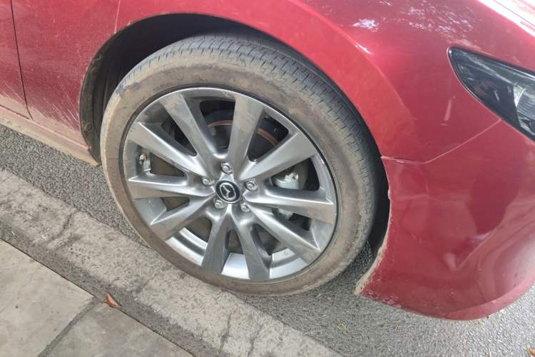 Used Mazda 3 Axela 2022 2.0L Automatic Zhiya Edition Right Front Wheel Hub