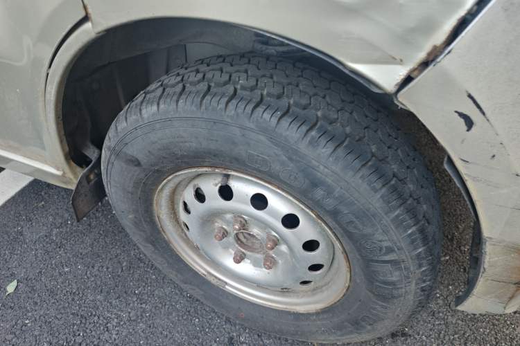 Used CHANGAN KAICHENG Xingguang 4500 2012 1.3L Base Version 4G13S1 Right Front Wheel Hub