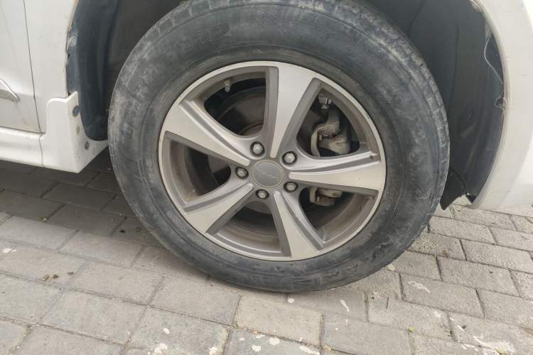 Used Haval H6 2015 Upgraded Model 1.5T Manual Two-Wheel Drive Elite Version