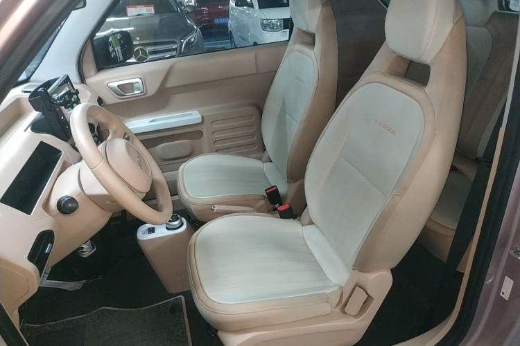 Used Geely Galaxy Panda 2024 Panda Mini 200km Endurance Bear