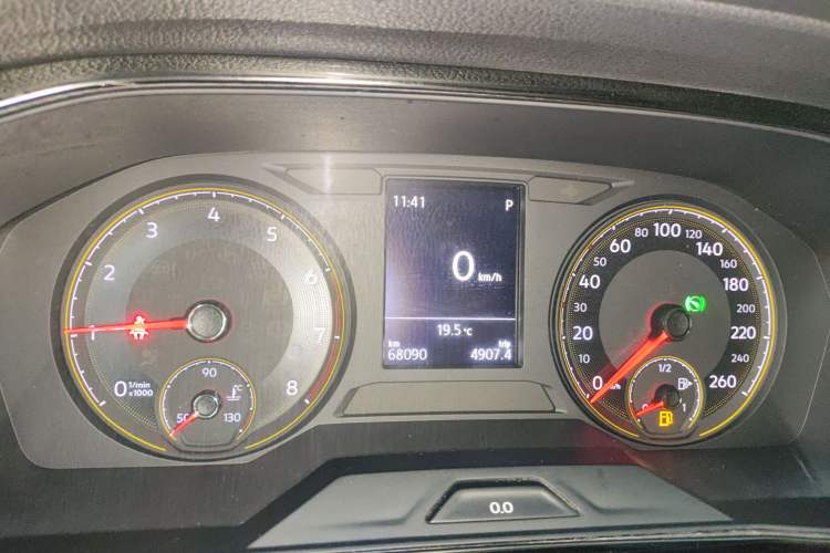 Used Volkswagen Lavida 2021 1.5L Automatic Fashion Edition Instrument Cluster