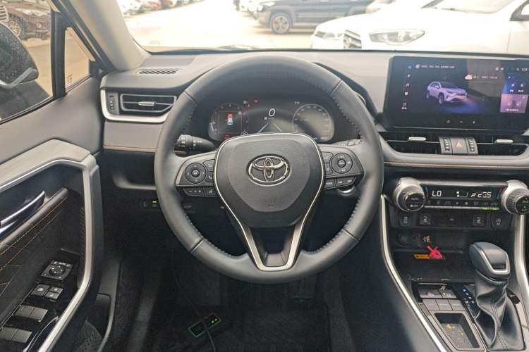 Used Toyota RAV4 2024 2.0L CVT Two-Wheel Drive Fashion Plus Edition