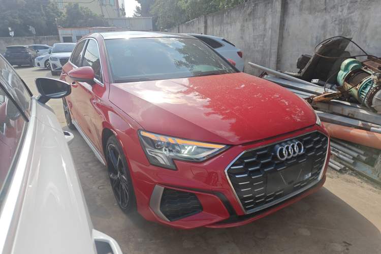 Used Audi A3 2021 Sportback 35 TFSI Fashionable Sports Model
