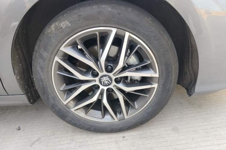 Used BYD Qin PLUS 2021 DM-i 55KM Flagship Model
