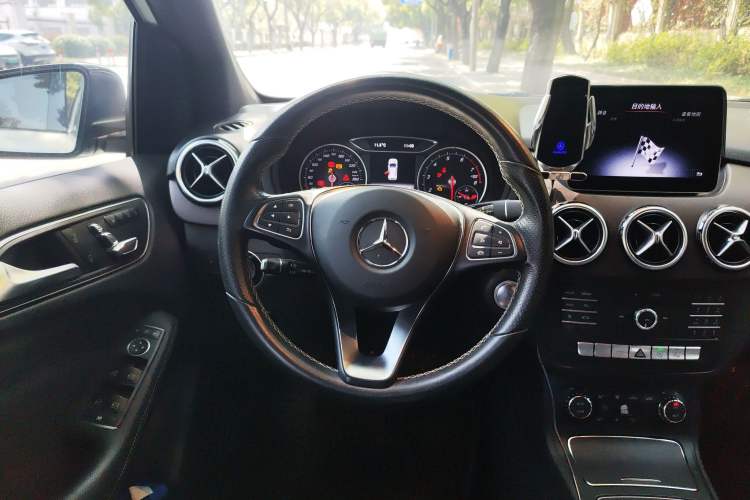 Used Mercedes-Benz B-Class 2017 B 200 Luxury Model