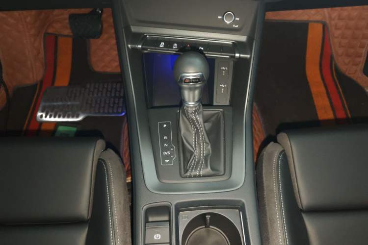 Used Audi Q3 2024 35 TFSI Ambition Dynamic Edition
