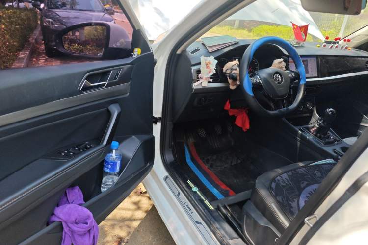 Used Volkswagen Lavida 2019 1.5L Manual Comfort Edition China VI Standard Driver Seat