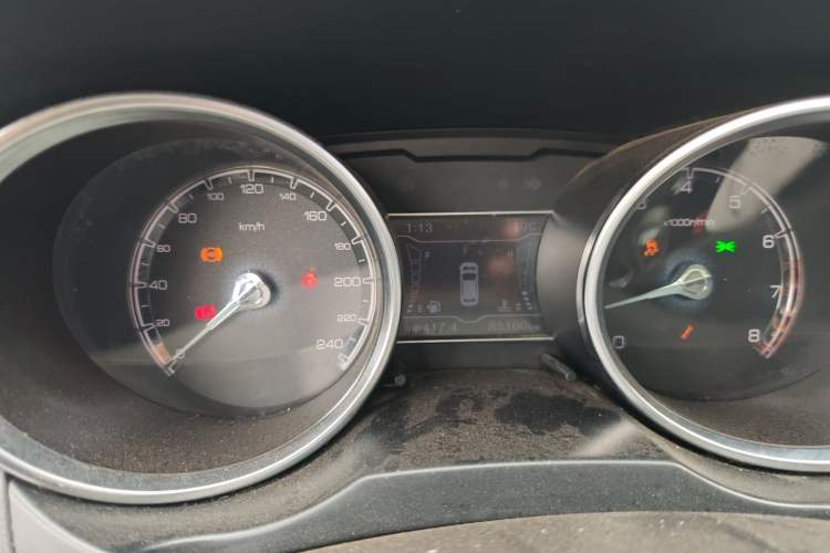 Used Zotye SR7 2016 1.5T Manual Cube Heart Edition China IV Standard Instrument Cluster