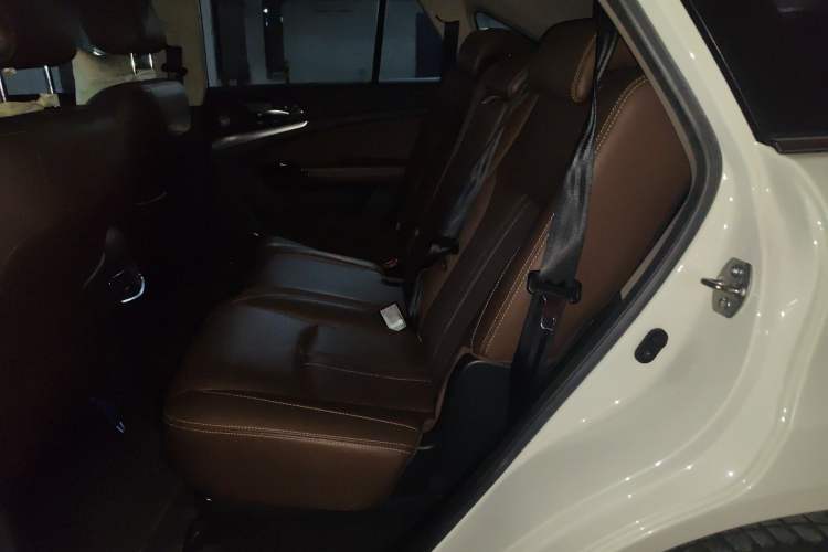 Used BYD S7 2016 2.0T Automatic Prestige Plus Left Rear Seat