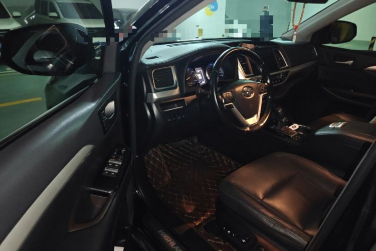 Used Toyota Highlander 2018 2.0T Four-Wheel Drive Prestige Version 7 Seats China VI Standard Driver Seat