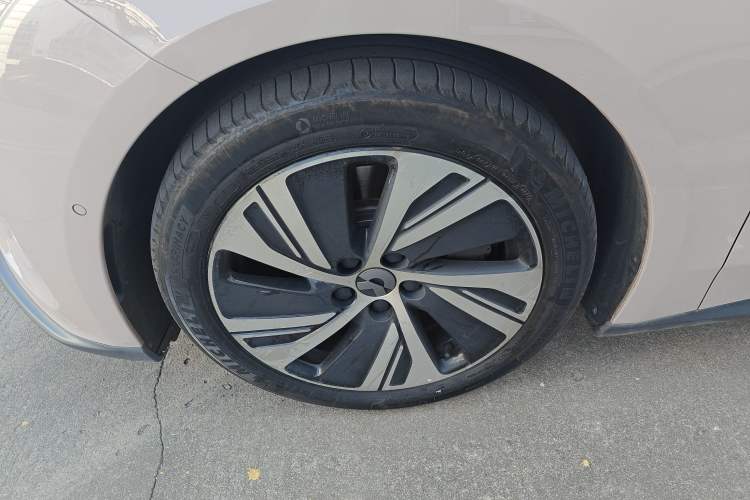 Used Nio ET5 2022 75 kWh
