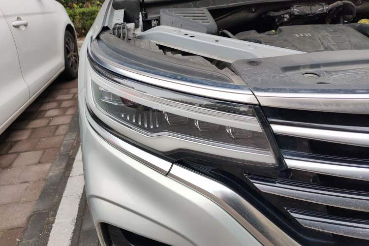 Used Roewe RX5 eMAX 2020 500 PHEV Smart Cabin Flagship Edition Right Front Headlight