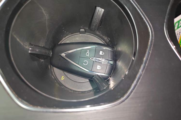 Used CHANGAN UNI-K 2021 2.0T All-Wheel Drive Prestige Version Vehicle Key