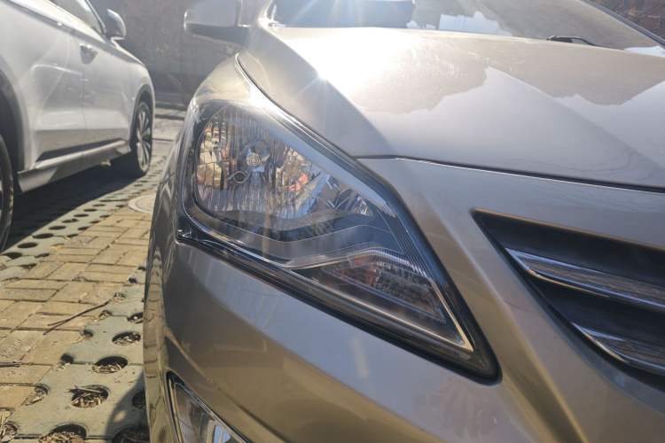 Used Hyundai Verna (older generation) 2014 1.4L Automatic Smart GLS
