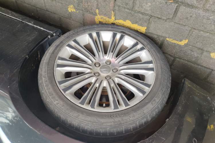 Used Chrysler 300C 2013 3.6L Luxury Edition