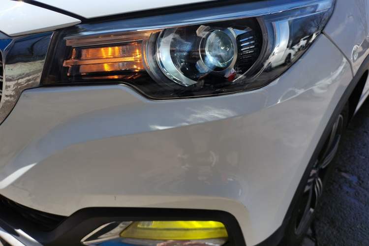 Used MG ZS 2018 1.5L Manual Comfort Edition China V Standard Left Front Headlight