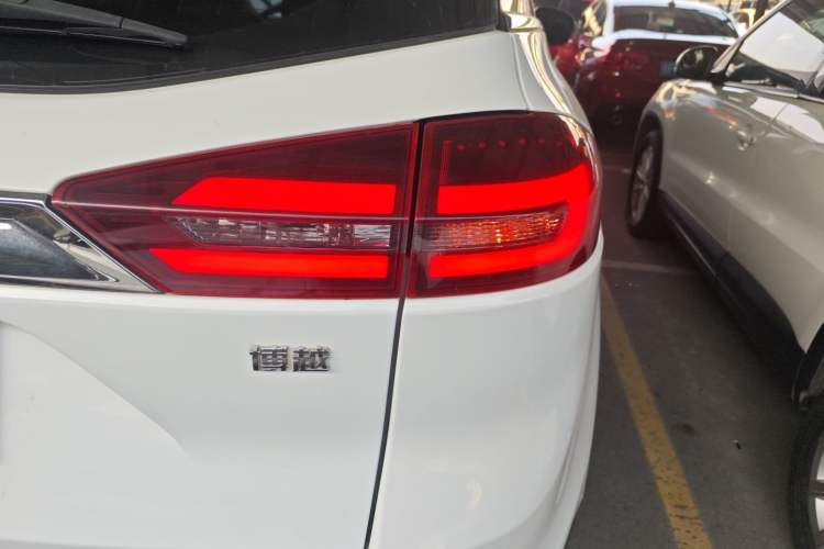 Used Geely Auto Emgrand X7 Sport 2020 1.8TD DCT Two-Wheel Drive Zhiya Model
