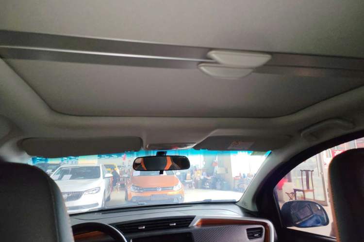 Used Geely Auto Vision X1 2017 1.3L Automatic Player Edition
