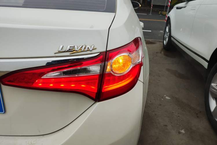Used Toyota Levin 2014 1.8 GS CVT Elite Edition
