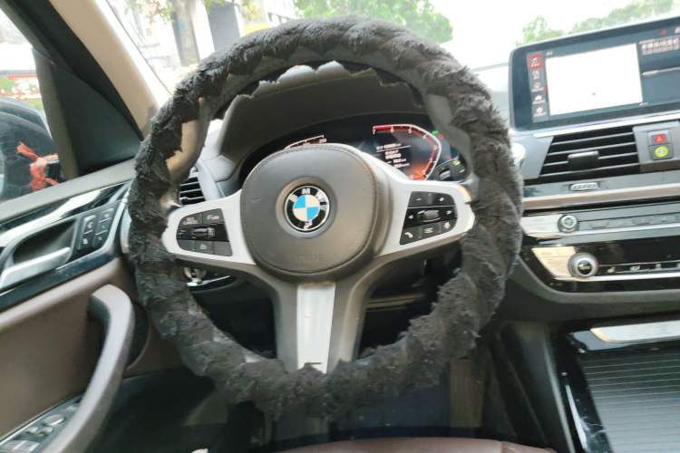 Used BMW X3 2020 xDrive25i M Sport Package Steering Wheel