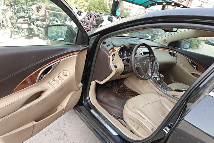 Used Buick LaCrosse 2011 2.4L SIDI Haoya Edition