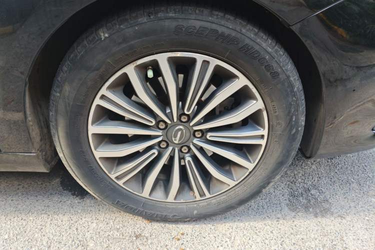 Used GAC Trumpchi GA8 2016 320T Luxury Edition