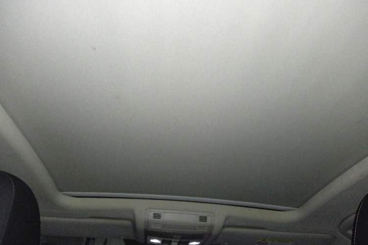 Used Volkswagen T-ROC 2019 280TSI DSG Two-Wheel Drive Comfort Version China VI Standard