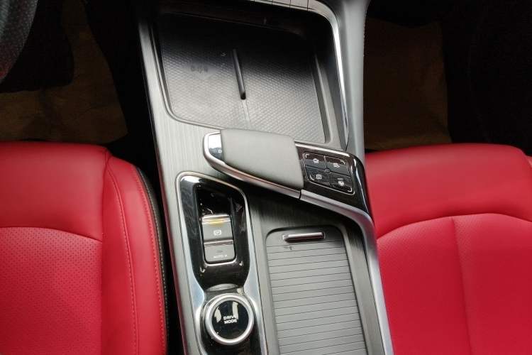 Used CHANGAN UNI-T 2020 1.5T Flagship Version Gear Lever