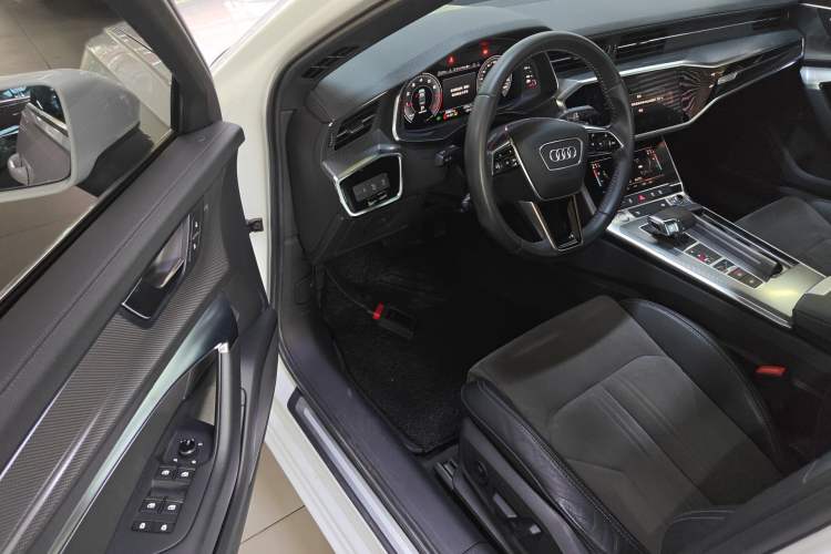 Used Audi A6L 2020 40 TFSI Luxury Dynamic Edition Driver Seat