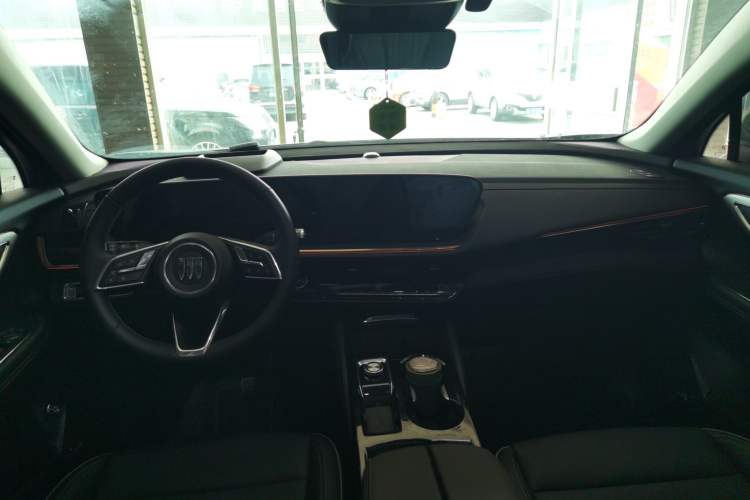 Used Buick Envision 2026 Model Equinox Plus Four-Wheel-Drive Avenir Aivia
