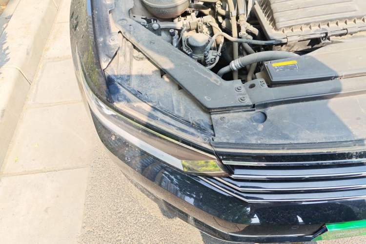 Used Volkswagen Magotan 2019 280TSI DSG Leading Model China VI Standard Right Front Headlight