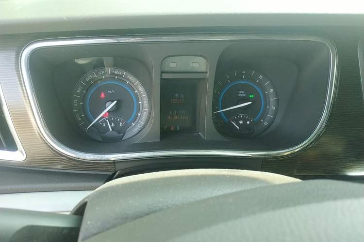 Used Buick GL8 2011 2.4L LT Luxury Business Executive Edition Instrument Cluster