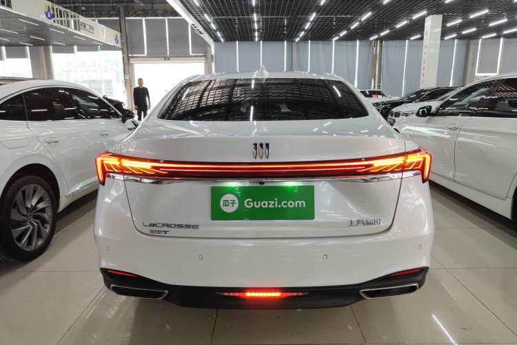 Used Buick LaCrosse 2023 28T Enjoyment Edition Rear