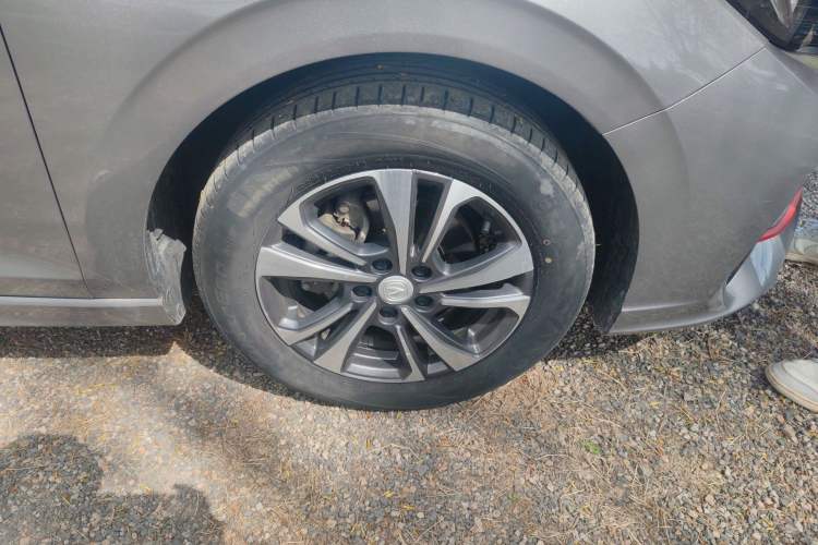 Used CHANGAN Eado 2022 PLUS Blue Whale NE 1.4T GDI DCT Prestige Edition Right Front Wheel Hub