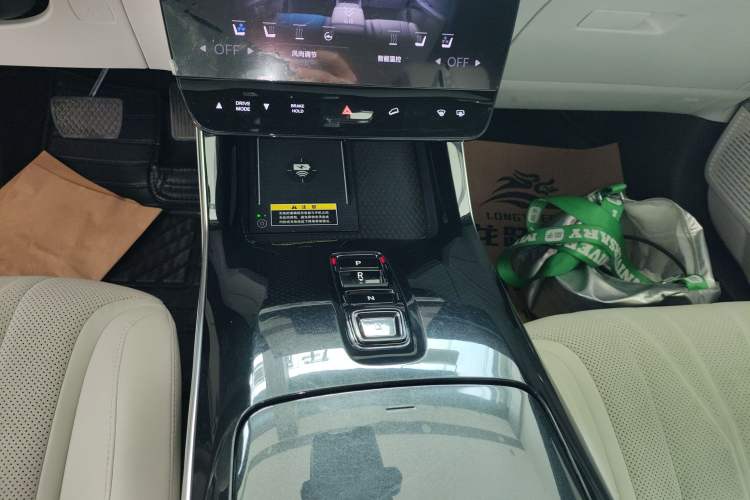 Used Honda P7 2025 Four-Wheel Drive Long-Range Max Gear Lever