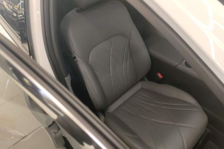 Used Geely Galaxy L6 2025 EM-i 140km Explorer+ Edition