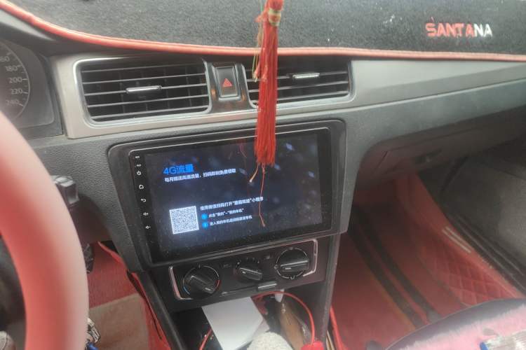 Used Volkswagen Santana 2013 1.6L Automatic Comfort Edition Audio And AC Panel