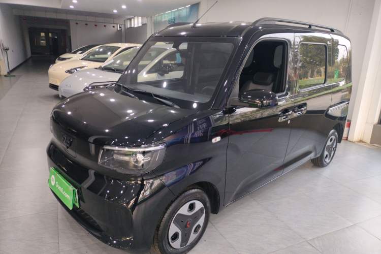 Used Wuling Zhiguang New Energy 2025 Model 305km Ambitious Edition