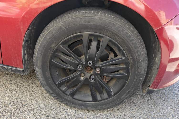 Used Ford Focus 2012 Hatchback 1.6L Automatic Comfort Model Right Front Wheel Hub