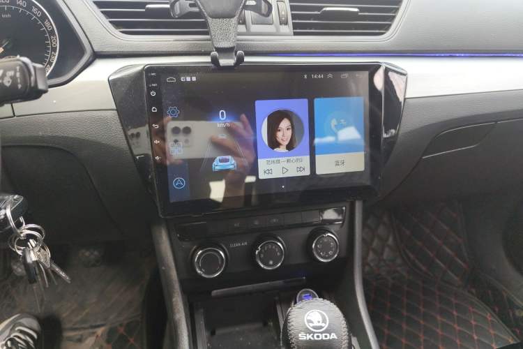 Used Skoda Superb 2016 TSI280 Manual Front-Drive Version
