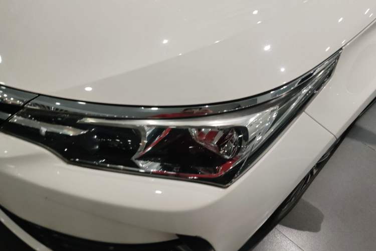 Used Toyota Corolla 2017 Revised Version 1.2T S-CVT GL-i