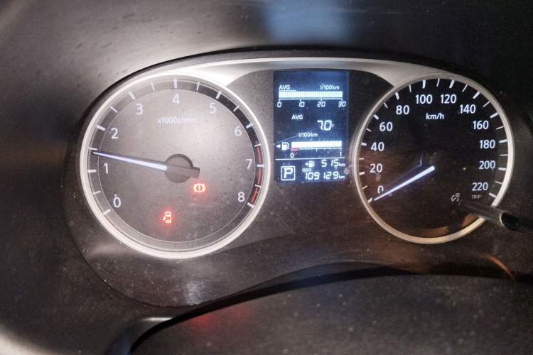 Used Nissan Kicks 2017 1.5L CVT Cool Enjoy Edition Odometer Close Up